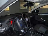 Gebraucht Ford Mondeo 115 PS (84 kW) 2011 Grau Kombi