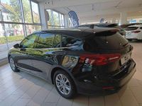 Gebraucht Ford Focus Titanium 125 PS (91 kW) 2023 Agate black metallic Kombi