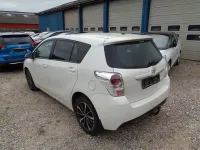 Gebraucht Toyota Verso Premium 147 PS (108 kW) 2017 Weiß Van / Kleinbus