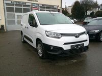 Gebraucht Toyota Proace City City 102 PS (75 kW) 2023 Weiß Van / Kleinbus