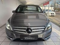 Gebraucht Mercedes B200 156 PS (114 kW) 2012 Mountaingrau Van / Kleinbus