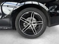 Gebraucht Mercedes E200 AMG 163 PS (119 kW) 2025 Schwarz Limousine