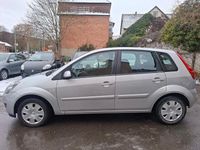 Gebraucht Ford Fiesta Style 69 PS (50 kW) 2008 Silber Kleinwagen