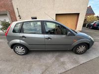 Usata Ford Fiesta 80 CV (58 kW) 2002 Grigio Utilitaria