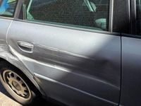 Usata Audi A3 Ambition 101 CV (74 kW) 2000 Argento Utilitaria