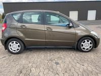Gebraucht Mercedes A180 109 PS (80 kW) 2010 Braun Kleinwagen