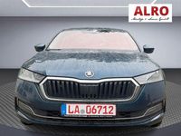Gebraucht Skoda Octavia Style 204 PS (150 kW) 2022 Modra lava/lava blau Kombi