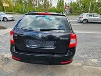 Gebraucht Skoda Octavia Elegance 105 PS (77 kW) 2012 Schwarz Kombi