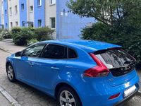Gebraucht Volvo V40 Kinetic 120 PS (88 kW) 2016 Blau Kombi