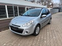 Gebraucht Renault Clio GrandTour Expression 75 PS (55 kW) 2012 Silber Kombi