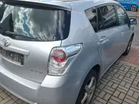 Gebraucht Toyota Verso Executive 150 PS (110 kW) 2009 Silber Van / Kleinbus