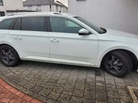 Gebraucht Skoda Superb 190 PS (139 kW) 2015 Weiß Limousine