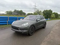 Second-hand Porsche Cayenne 245 CP (180 kW) 2010 Negru SUV