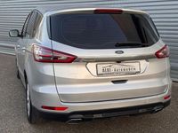 Gebraucht Ford S-MAX Titanium 179 PS (131 kW) 2017 Silber Van / Kleinbus