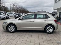 Gebraucht VW Polo Highline 95 PS (69 kW) 2019 Silber Limousine