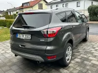 Gebraucht Ford Kuga Trend 150 PS (110 kW) 2017 Grau SUV