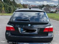 Gebraucht BMW 523 190 PS (139 kW) 2007 Schwarz Kombi