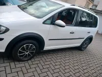 Gebraucht VW Touran Cross 140 PS (102 kW) 2010 Weiß Van / Kleinbus
