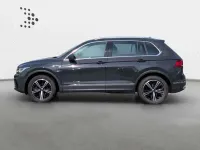 Gebraucht VW Tiguan Elegance 150 PS (110 kW) 2023 Uranograu SUV