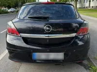 Gebraucht Opel Astra GTC 90 PS (66 kW) 2008 Schwarz Coupé