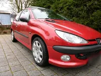 Gebraucht Peugeot 206 109 PS (80 kW) 2002 Rot Kleinwagen