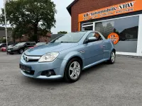 Gebraucht Opel Tigra 125 PS (91 kW) 2004 Blau Cabrio