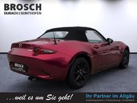 Gebraucht Mazda MX5 Ad'Vantage 132 PS (97 kW) 2022 Magmarot metallic Cabrio