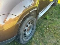 Second-hand Dacia Duster 105 CP (77 kW) 2011 Maro SUV