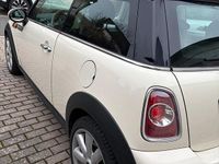 Usata Mini Cooper 75 CV (55 kW) 2011 Bianco Utilitaria