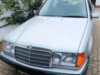 Gebraucht Mercedes E250 90 PS (66 kW) 1992 Limousine