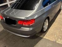 Gebraucht BMW 320 170 PS (125 kW) 2008 Grau Coupé