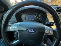 Gebraucht Ford Mondeo 140 PS (102 kW) 2012 Grau Limousine