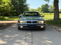 Gebraucht BMW 750 326 PS (239 kW) 1997 Silber Limousine