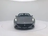 Gebraucht Ferrari California 560 PS (411 kW) 2015 Grigio silverstone 740 Cabrio