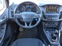 Gebraucht Ford Focus Business Edition 120 PS (88 kW) 2017 Blazerblau Kombi