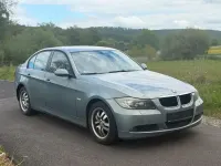 Gebraucht BMW 318 129 PS (94 kW) 2006 Grau Limousine