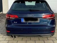 Gebraucht Audi A3 150 PS (110 kW) 2018 Blau Limousine