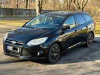 Gebraucht Ford Focus Trend 125 PS (91 kW) 2013 Schwarz Kombi