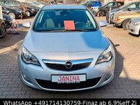Gebraucht Opel Astra Cosmo 140 PS (102 kW) 2010 Silber Limousine