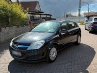 Second-hand Opel Astra 69 CP (50 kW) 2009 Negru Hatchback