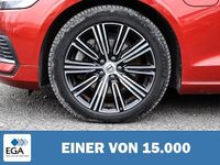 Gebraucht Volvo V60 Core 398 PS (292 kW) 2022 Metallic Kombi