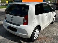 Gebraucht Seat Mii 60 PS (44 kW) 2015 Weiß Kleinwagen
