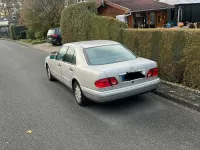 Gebraucht Mercedes E200 136 PS (100 kW) 1998 Silber Limousine