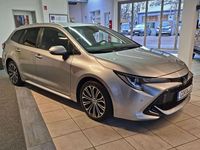 Gebraucht Toyota Corolla Team 152 PS (111 kW) 2022 Shimmering silver Kombi