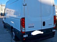 Second-hand Iveco Daily 155 CP (114 kW) 2020 Alb Berlinǎ