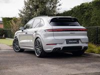 Gebraucht Porsche Cayenne 470 PS (345 kW) 2024 Grau SUV