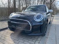 Gebraucht Mini Cooper Classic 136 PS (100 kW) 2021 Schwarz Kleinwagen