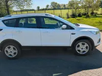 Gebraucht Ford Kuga 150 PS (110 kW) 2017 Weiß SUV