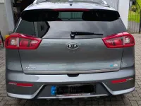 Gebraucht Kia Niro Spirit 141 PS (103 kW) 2019 Grau SUV