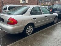 Gebraucht Ford Mondeo 150 PS (110 kW) 1998 Grau Limousine
